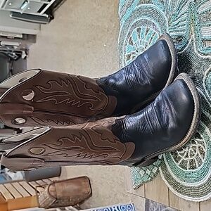Western leather boots Size 5 D, Youth